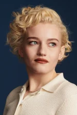 Julia Garner